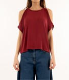 T-SHIRT CUT OUT