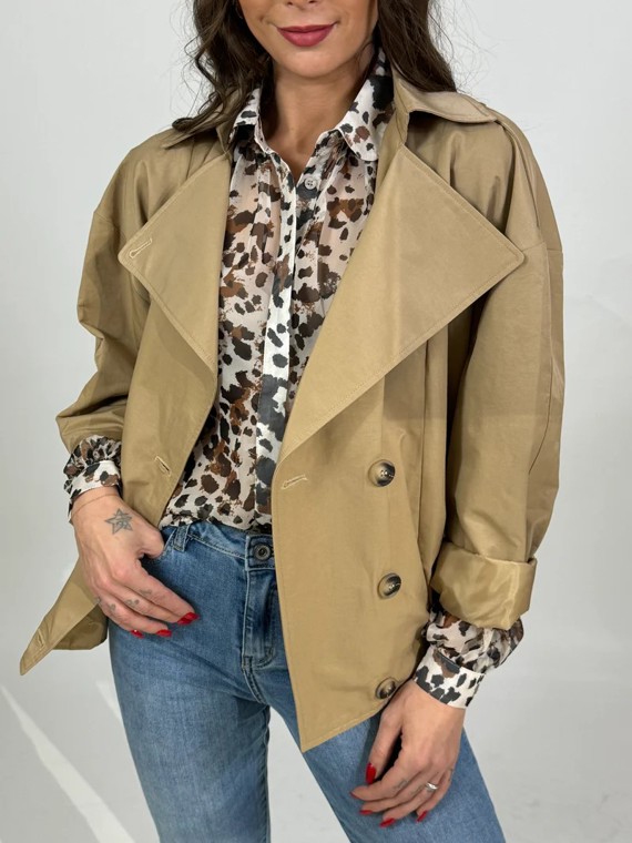 TRENCH CORTO